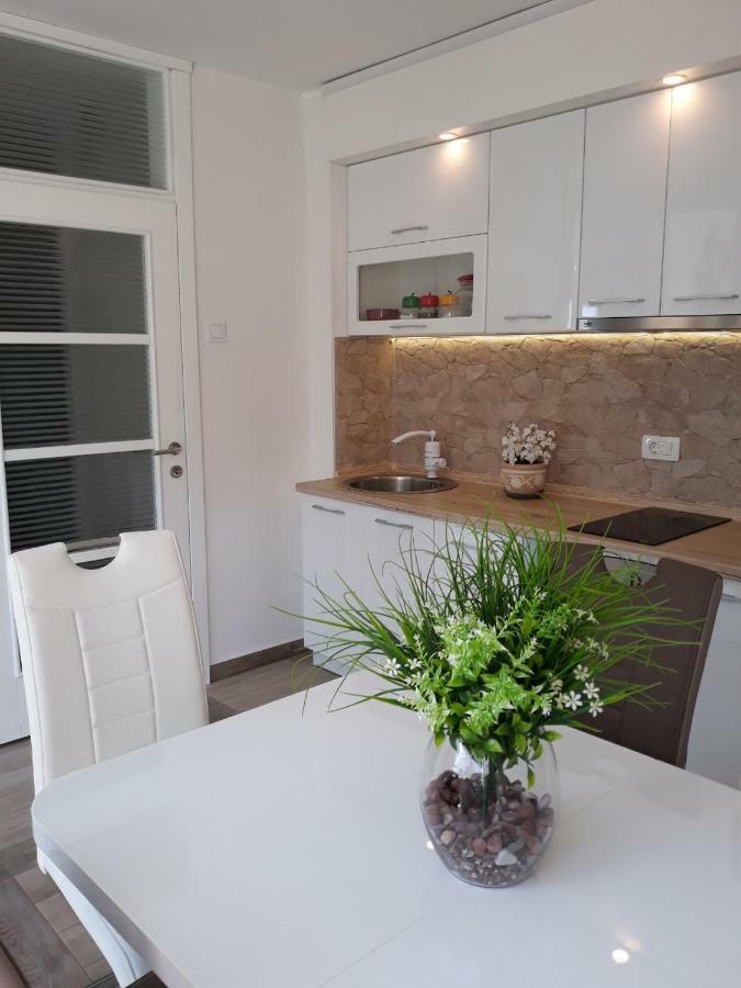 Seahaven Daire Petrovac Dış mekan fotoğraf