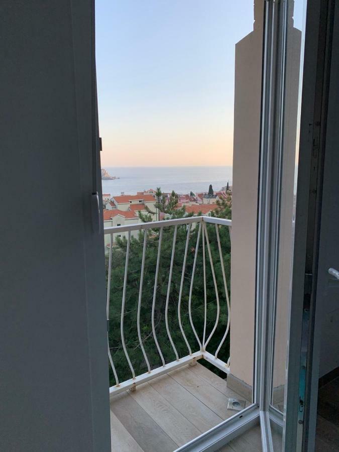 Seahaven Daire Petrovac Dış mekan fotoğraf